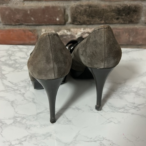 Guess - 7 - Picture 4 of 5